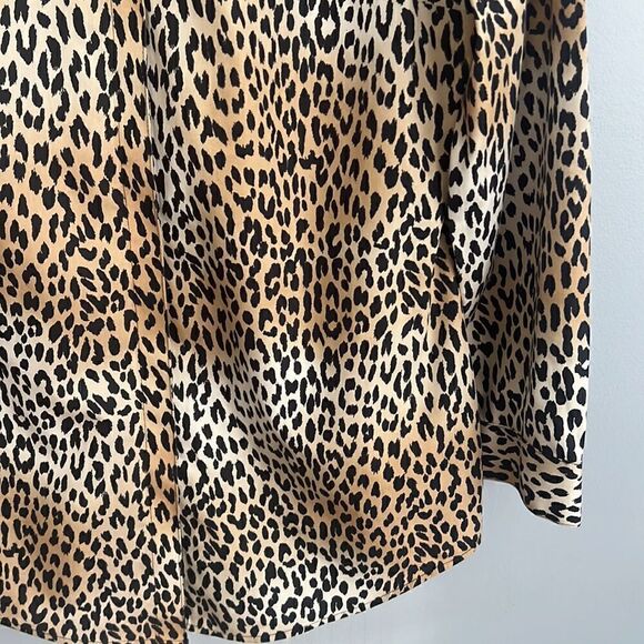 Chico’s Women’s size 0 size 4-6 New Cheetah animal print No Iron Blouse - Picture 7 of 13